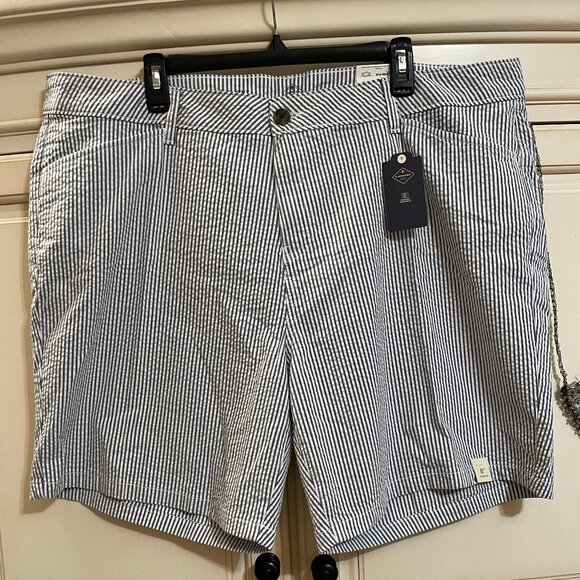 Seersucker Shorts NWT - Picture 1 of 9